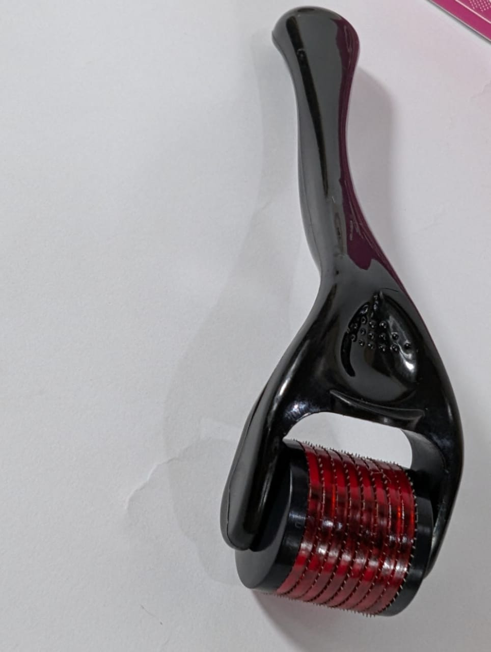 Derma Roller – Skin Rejuvenation & Hair Growth Microneedling Roller